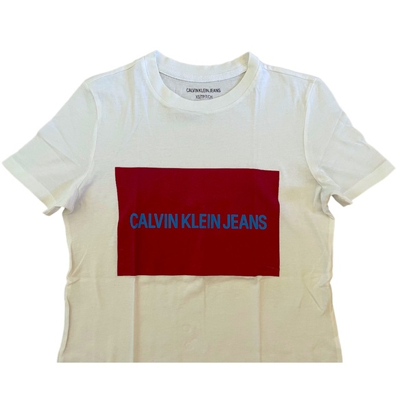 Calvin Klein T-Shirt - Picture 2 of 3